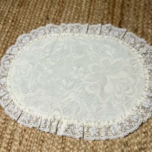 Elegant Cream Lace Table Placemats 4